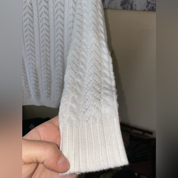 NWT Francesca’s Twisted Ivory Knit Sweater - Small - Picture 4 of 11